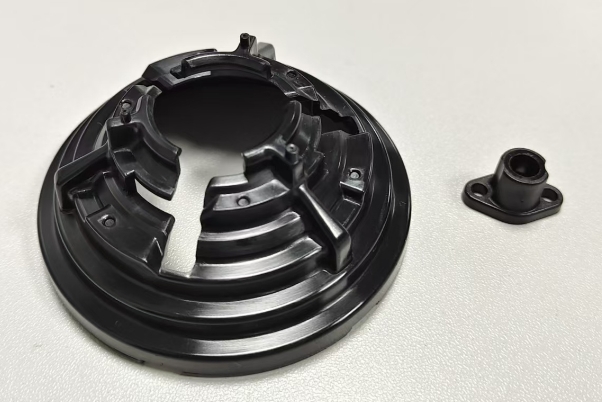 塑胶模具选购这六大要求不容忽视